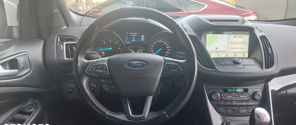 Ford Kuga cena 84900 przebieg: 119950, rok produkcji 2018 z Kielce małe 106